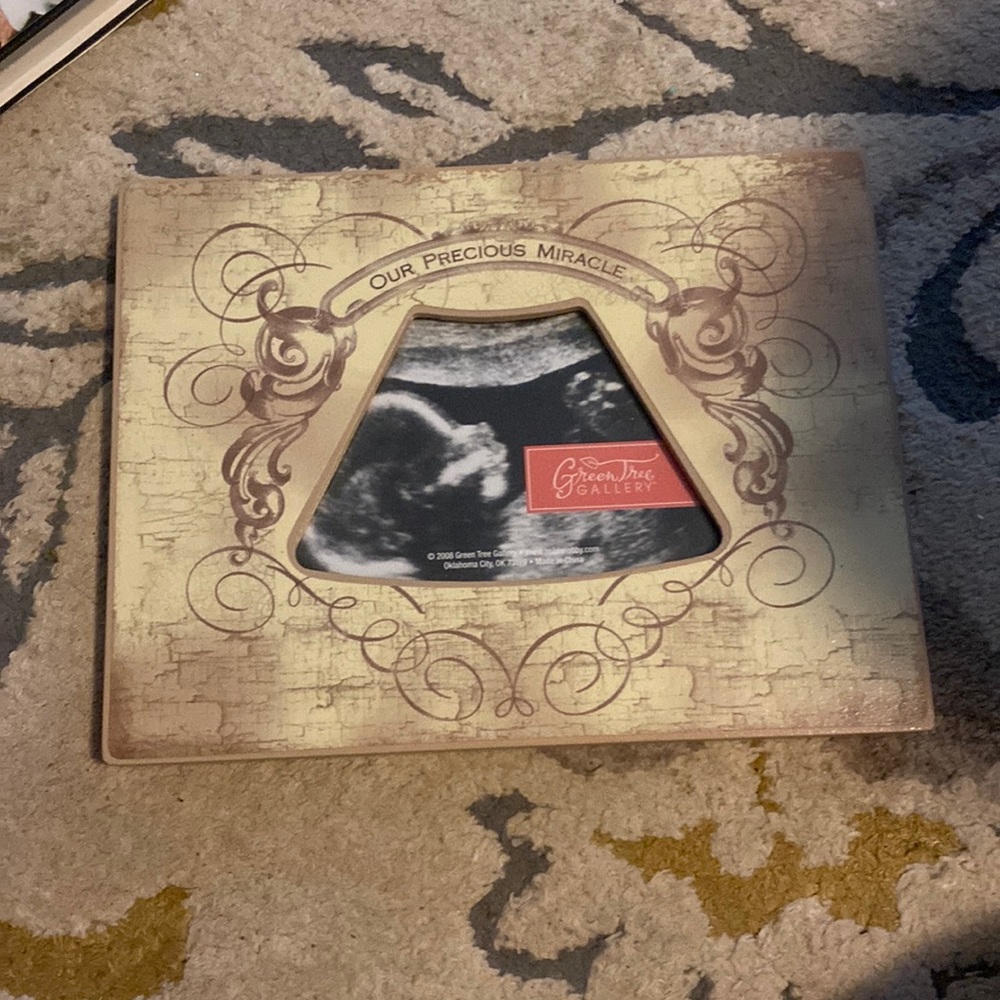 Ultrasound picture frame